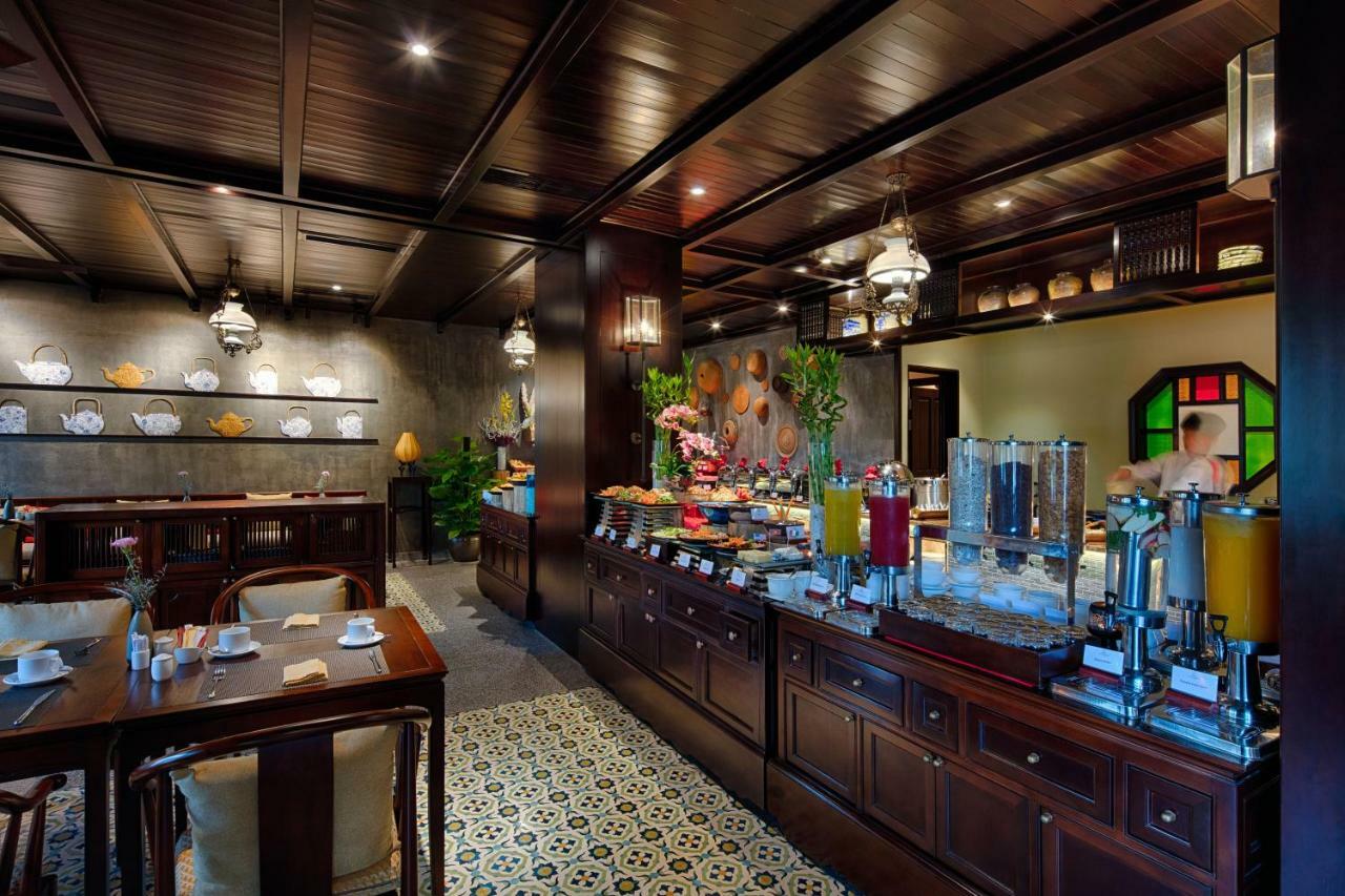 Little Riverside Hoi An . A Luxury Hotel & Spa Esterno foto The interior of the restaurant